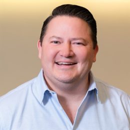 中国驻法使馆举行法国友人捐赠抗战历史照片交接仪式